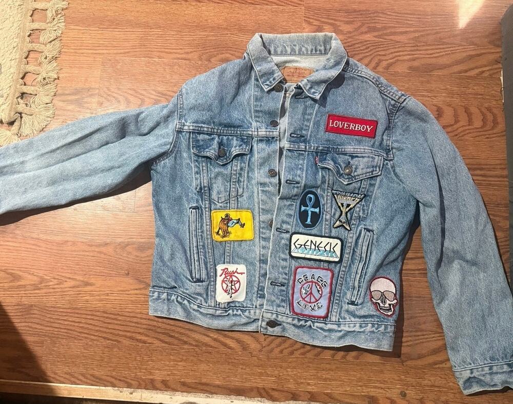 80s Levi’s 70506 USA Denim Jacket vintage Rock Patches 40R